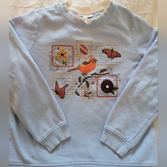 breckenridge Tops - Vintage Breckenridge Bird Grandma Sweatshirt